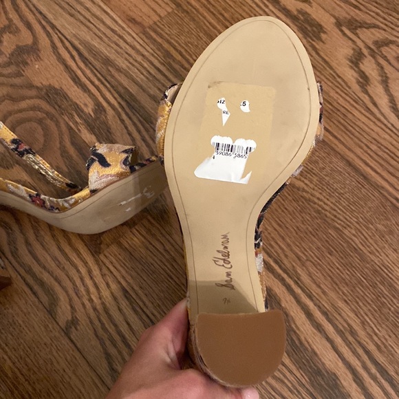 NEW sam edelman yaro heel - Picture 3 of 5